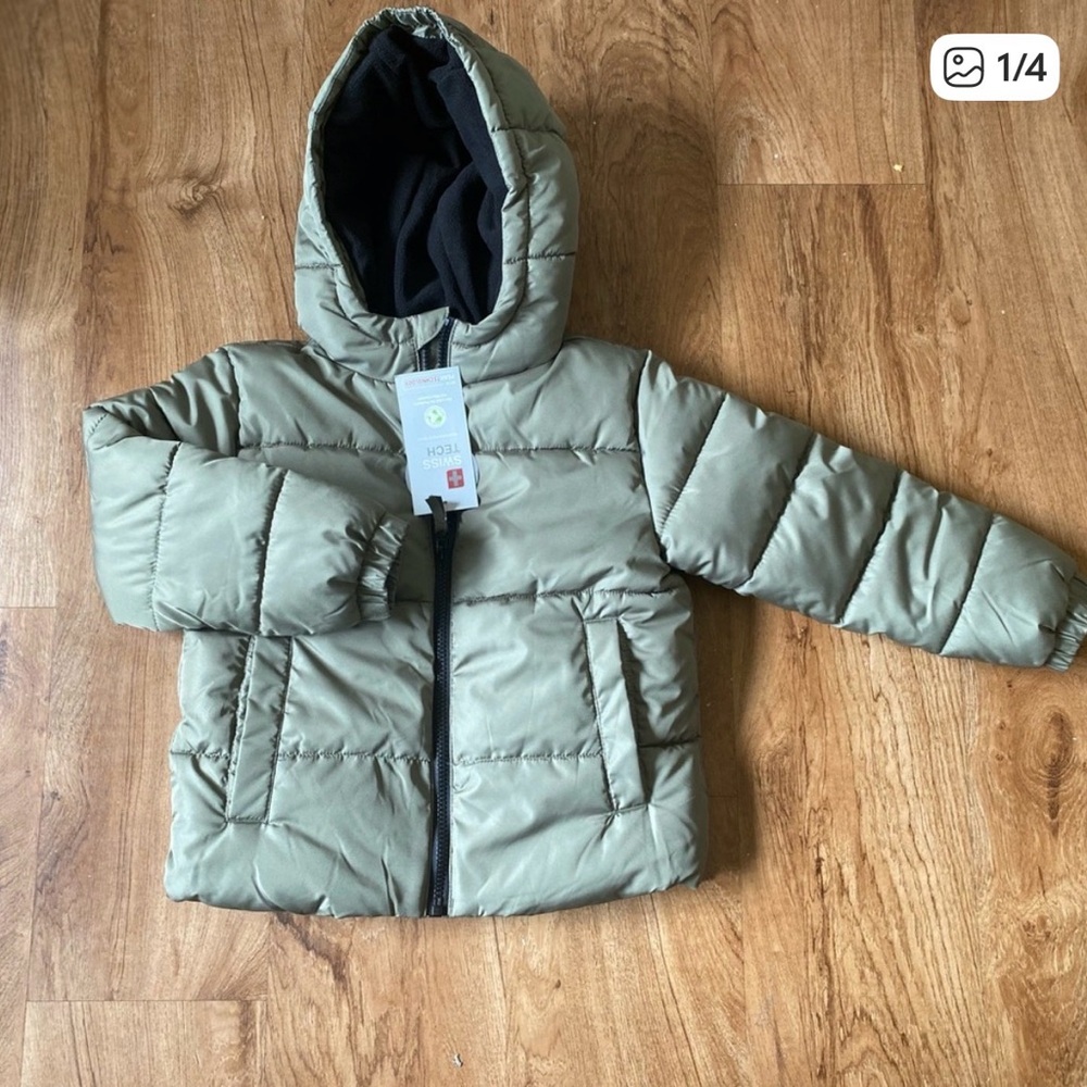 Swiss Tech Kids Puffer Jacket in Olive Green